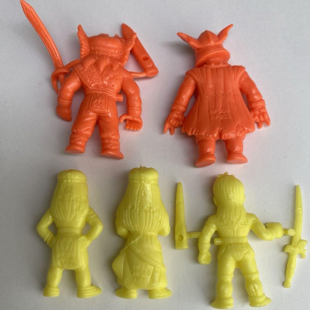 ドラゴンクエストⅥ 消しゴム　ミレーヌ　オレンジ色 Amazon | ドラク工 アベル伝説 マーニャ ミネア 消しゴム ドラ消し